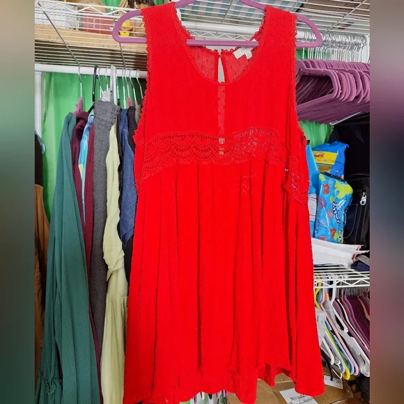UMGEE SIZE XL RED TUNIC TANK - Picture 2 of 5